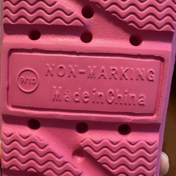 Hello Kitty by Sanrio Logo Bright Pink Adult's Slide Women's Size 9/10 Comfort - Picture 11 of 12